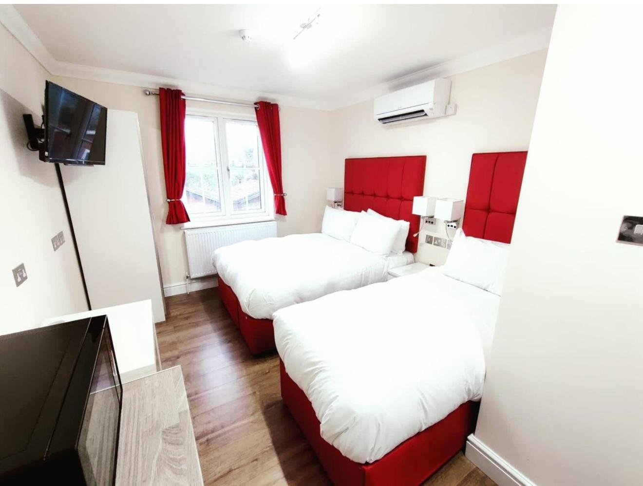 Crompton Guest House Hounslow Exterior foto